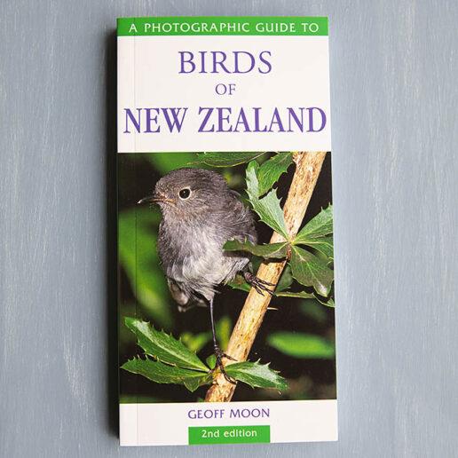 Photographic Guide to Birds of NZ Pocket Sized